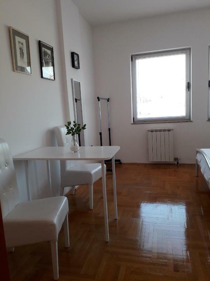 Apartman Dunja Ns 2 诺威萨 外观 照片