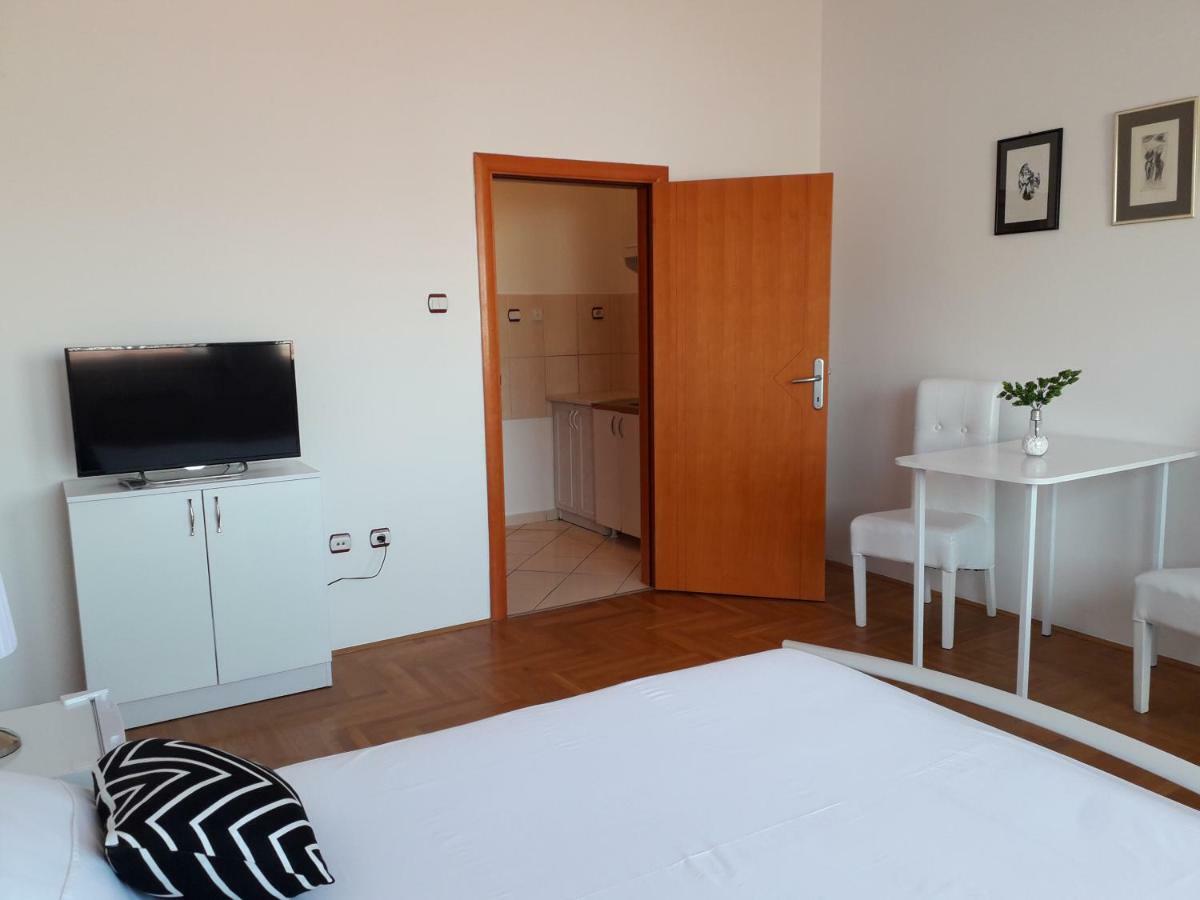 Apartman Dunja Ns 2 诺威萨 外观 照片