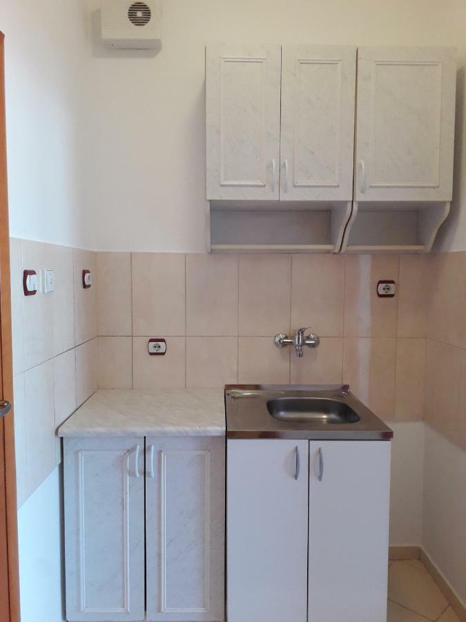 Apartman Dunja Ns 2 诺威萨 外观 照片